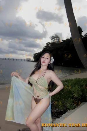 Alexa photo 4, asian, average, black hair, 162 cm, 50 kg, Large bust, Hong Kong
