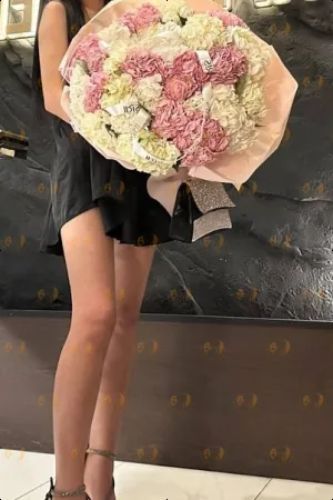 Amina photo 15, asian, black hair, 163 cm, 45 kg, Small bust, Hong Kong