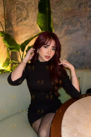 Angelina photo 10, asian, average, red hair, 154 cm, 52 kg, Medium bust, Hong Kong