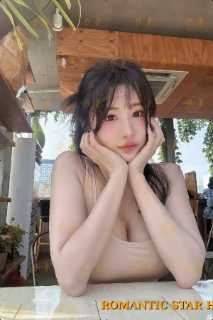 Beam photo 2, asian, slim, black hair, 165 cm, 50 kg, Large bust, Hong Kong