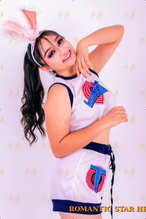 Brooklyn photo 4, european, average, black hair, 163 cm, 50 kg, Medium bust, Hong Kong
