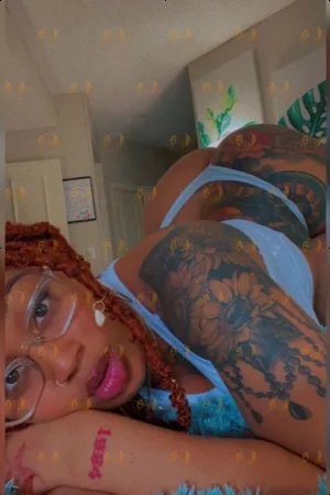 Chastity photo 2, ebony, average, red hair, 170 cm, 70 kg, Large bust, Hong Kong