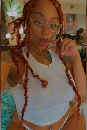 Chastity photo 3, ebony, average, red hair, 170 cm, 70 kg, Large bust, Hong Kong