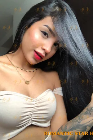Clara photo 6, latina, average, black hair, 171 cm, 60 kg, Medium bust, Hong Kong
