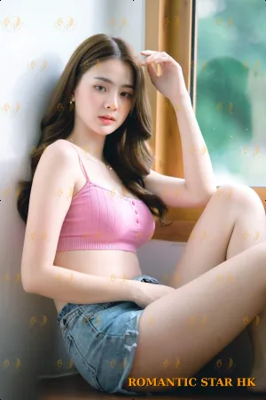 Cleo photo 3, asian, slim, brunette, 167 cm, 49 kg, Medium bust, Hong Kong