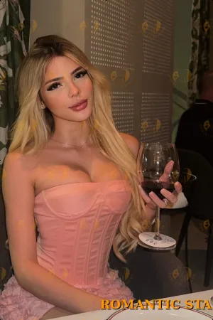 Dallas photo 5, european, average, blonde hair, 170 cm, 62 kg, Large bust, Hong Kong