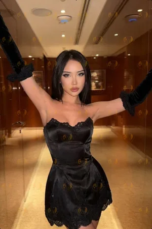 Darina photo 22, asian, slim, brunette, 168 cm, 52 kg, Small bust, Hong Kong