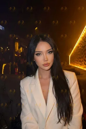 Darina photo 12, asian, slim, brunette, 168 cm, 52 kg, Small bust, Hong Kong