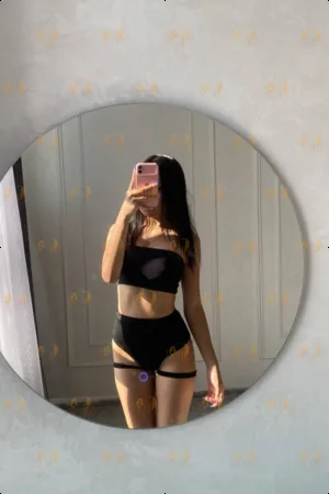 Darina photo 18, asian, slim, brunette, 168 cm, 52 kg, Small bust, Hong Kong