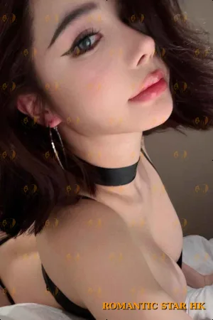 Delphine photo 1, asian, average, brunette, 160 cm, 48 kg, Medium bust, Hong Kong