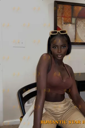 Demi photo 1, ebony, average, brunette, 168 cm, 61 kg, Extra Large bust, Hong Kong