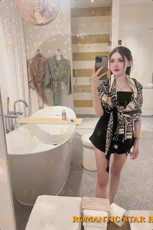 Didi photo 7, asian, average, black hair, 165 cm, 56 kg, Large bust, Hong Kong