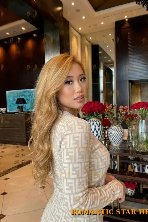 Dina photo 6, asian, average, blonde hair, 164 cm, 54 kg, Medium bust, Hong Kong