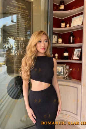 Dina photo 7, asian, average, blonde hair, 164 cm, 54 kg, Medium bust, Hong Kong