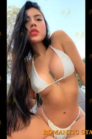 Eloise photo 2, european, slim, black hair, 168 cm, 51 kg, Large bust, Hong Kong