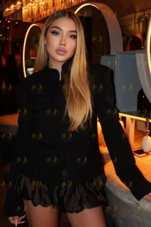 Erika photo 6, asian, average, blonde hair, 168 cm, 59 kg, Large bust, Hong Kong