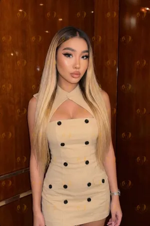 Erika photo 18, asian, average, blonde hair, 168 cm, 59 kg, Large bust, Hong Kong