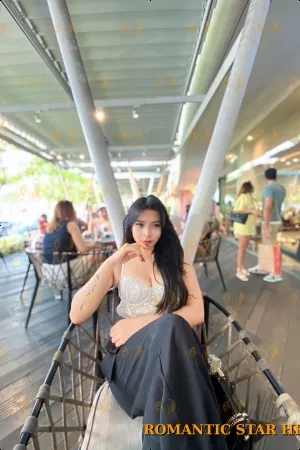 Esme photo 5, asian, slim, black hair, 155 cm, 44 kg, Medium bust, Hong Kong