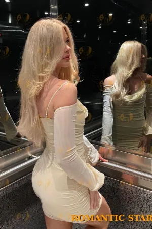 Grace photo 9, european, average, blonde hair, 172 cm, 60 kg, Medium bust, Hong Kong