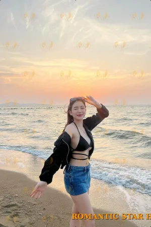 Imogen photo 2, asian, slim, brunette, 167 cm, 48 kg, Large bust, Hong Kong