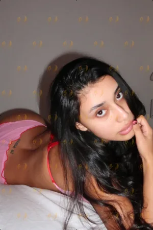 Ivy photo 2, european, average, black hair, 157 cm, 58 kg, Large bust, Hong Kong