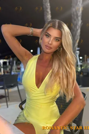 Jade, Margarita photo 2, european, slim, blonde hair, 170 cm, 54 kg, Medium bust, Hong Kong