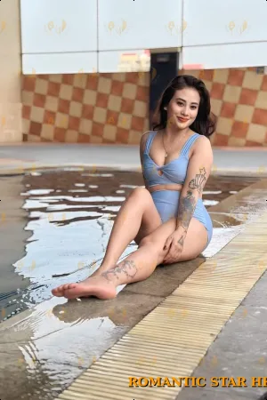 Jane photo 3, asian, slim, brunette, 165 cm, 48 kg, Small bust, Hong Kong