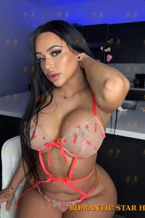 Jess photo 4, latina, average, black hair, 161 cm, 56 kg, Extra Large bust, Hong Kong