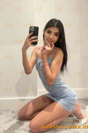 Kwan photo 3, latina, slim, black hair, 173 cm, 51 kg, Small bust, Hong Kong