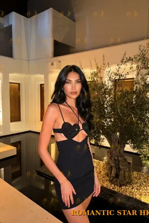 Mikaela photo 1, asian, slim, brunette, 170 cm, 52 kg, Medium bust, Hong Kong