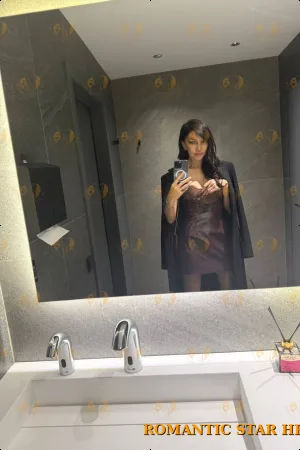Mikaela photo 4, asian, slim, brunette, 170 cm, 52 kg, Medium bust, Hong Kong