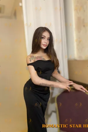 Nika photo 4, asian, slim, brunette, 168 cm, 50 kg, Small bust, Hong Kong
