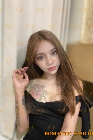Nika photo 8, asian, slim, brunette, 168 cm, 50 kg, Small bust, Hong Kong