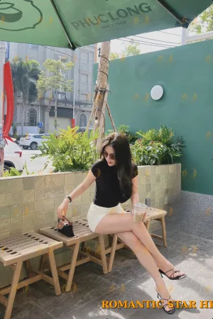 Nut photo 10, asian, average, black hair, 168 cm, 58 kg, Medium bust, Hong Kong