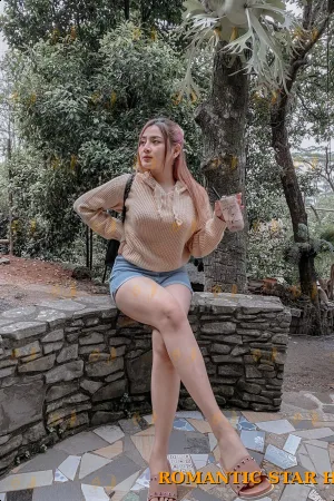 Paloma photo 4, asian, slim, brunette, 163 cm, 49 kg, Medium bust, Hong Kong