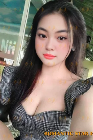 Polina photo 4, asian, slim, black hair, 166 cm, 50 kg, Large bust, Hong Kong