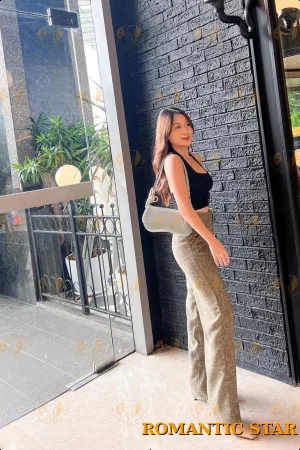 Rae photo 2, asian, average, brunette, 166 cm, 55 kg, Small bust, Hong Kong