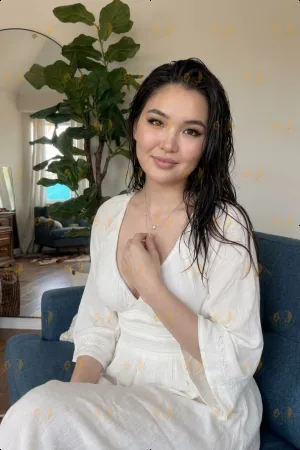 Rimma photo 8, asian, average, brunette, 165 cm, 55 kg, Medium bust, Hong Kong