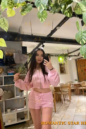 Rimma photo 7, asian, average, brunette, 165 cm, 55 kg, Medium bust, Hong Kong