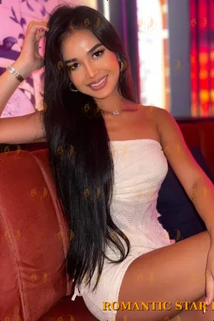 Rose photo 2, latina, slim, black hair, 170 cm, 53 kg, Medium bust, Hong Kong