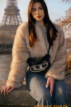 Sofi photo 27, european, brunette, 174 cm, 68 kg, Medium bust, Hong Kong