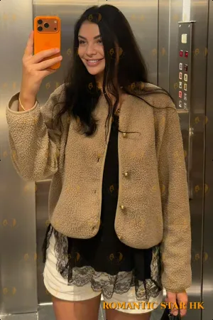 Svetlana photo 5, european, average, black hair, 175 cm, 71 kg, Medium bust, Hong Kong