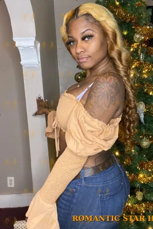 Uma photo 1, ebony, average, blonde hair, 170 cm, 55 kg, Large bust, Hong Kong
