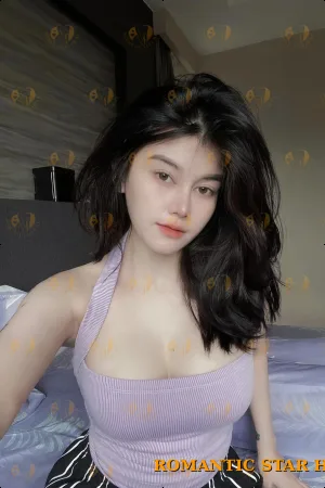 Viola photo 2, asian, average, black hair, 168 cm, 63 kg, Large bust, Hong Kong