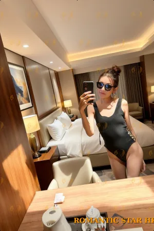 Whitney photo 10, asian, average, brunette, 170 cm, 55 kg, Small bust, Hong Kong