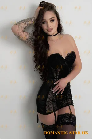 Yulia photo 3, european, average, black hair, 168 cm, 58 kg, Medium bust, Hong Kong
